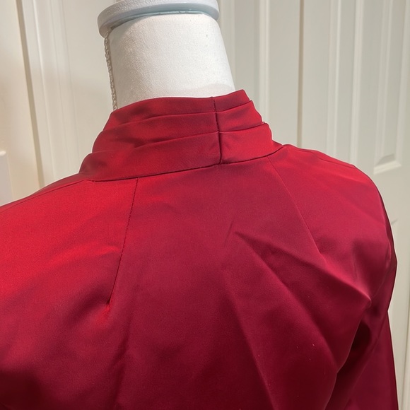 Only Worn Once - 3 quarter length sleeves, cropped, light weight, red jacket - Picture 4 of 4